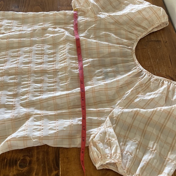 J. Crew V Back Puffed Sleeve in a textured Plaid. New, without tags. Cream, tan - Picture 12 of 15